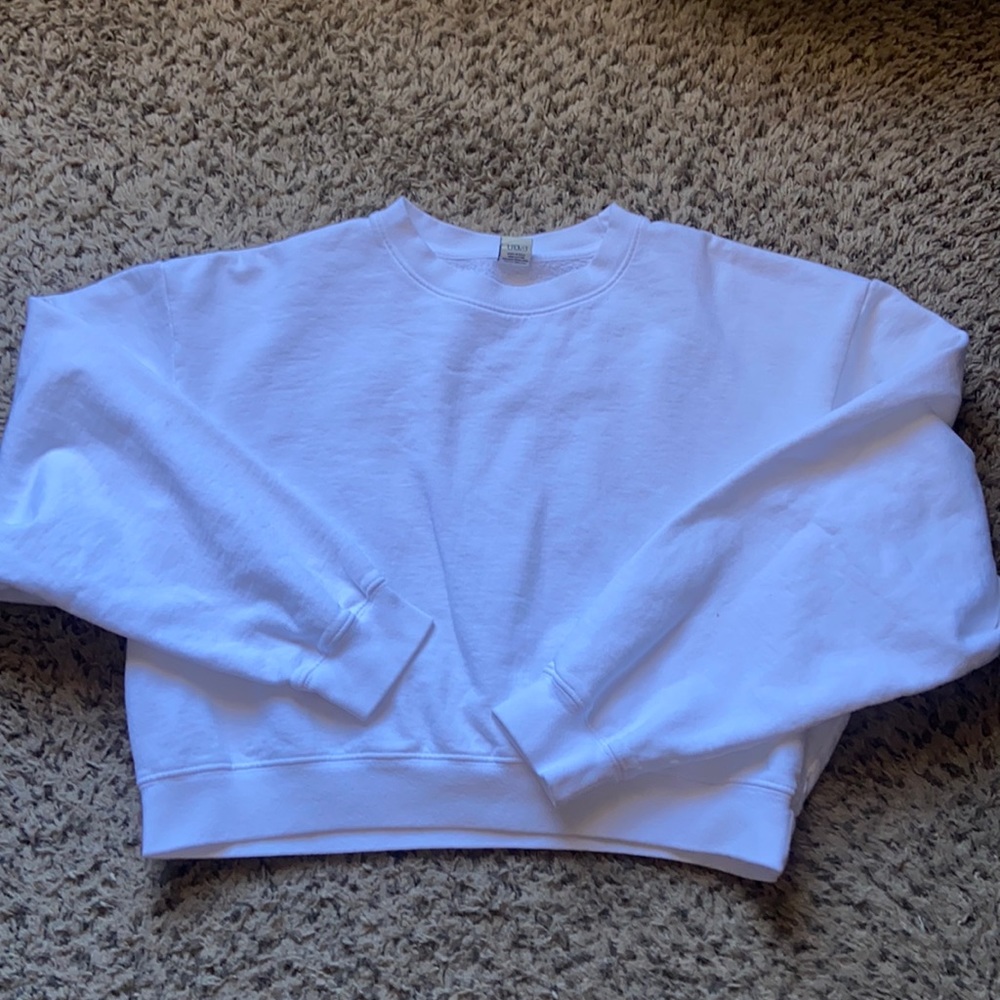 Sporty and Rich crop sweatshirt